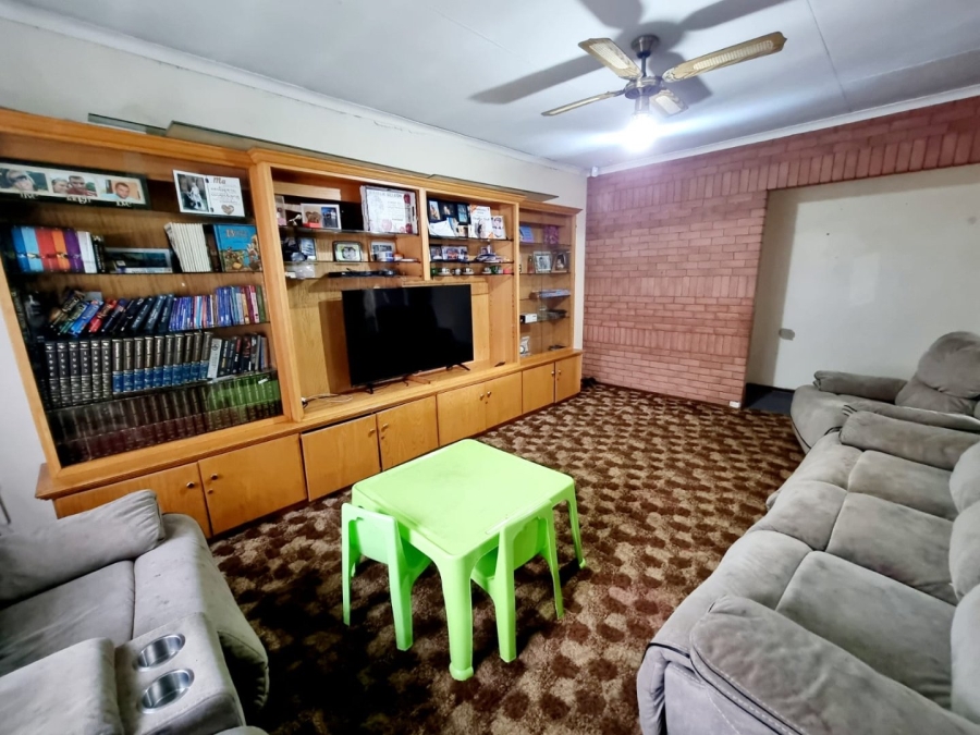 4 Bedroom Property for Sale in Sasolburg Ext 11 Free State